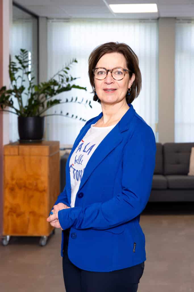 Portretfoto Ellen Jonker-Lubbers