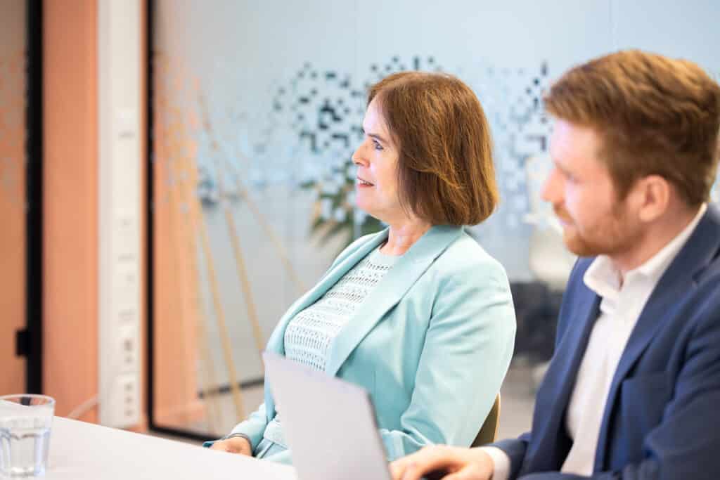 Collega luisterd